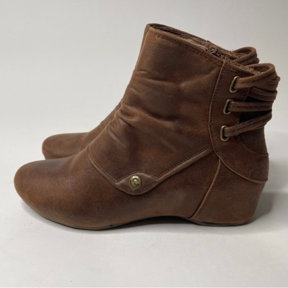 BareTraps Shoes - Baretraps Salena Brown Ankle Boots Womens Size 8.5